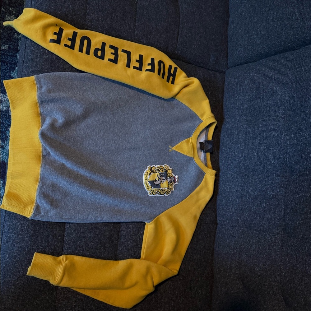 Hufflepuff Gray and Yellow Women’s Sweatshirt
